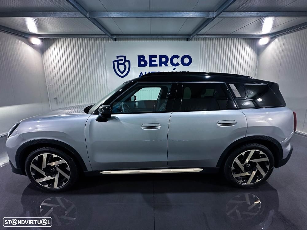 MINI Countryman E Favoured - 13