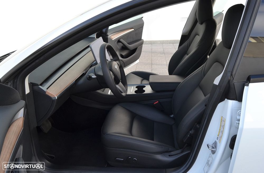 Tesla Model 3 Long Range Tração Traseira - 18