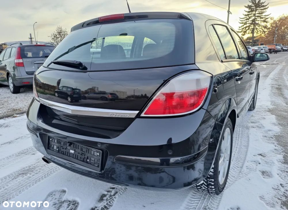 Opel Astra 2.0 Turbo Edition - 22