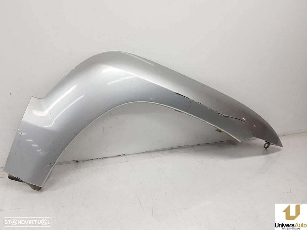 ARO FRONTAL DIREITO TOYOTA LAND CRUISER PRADO 2004 -7561160111B0 - 2
