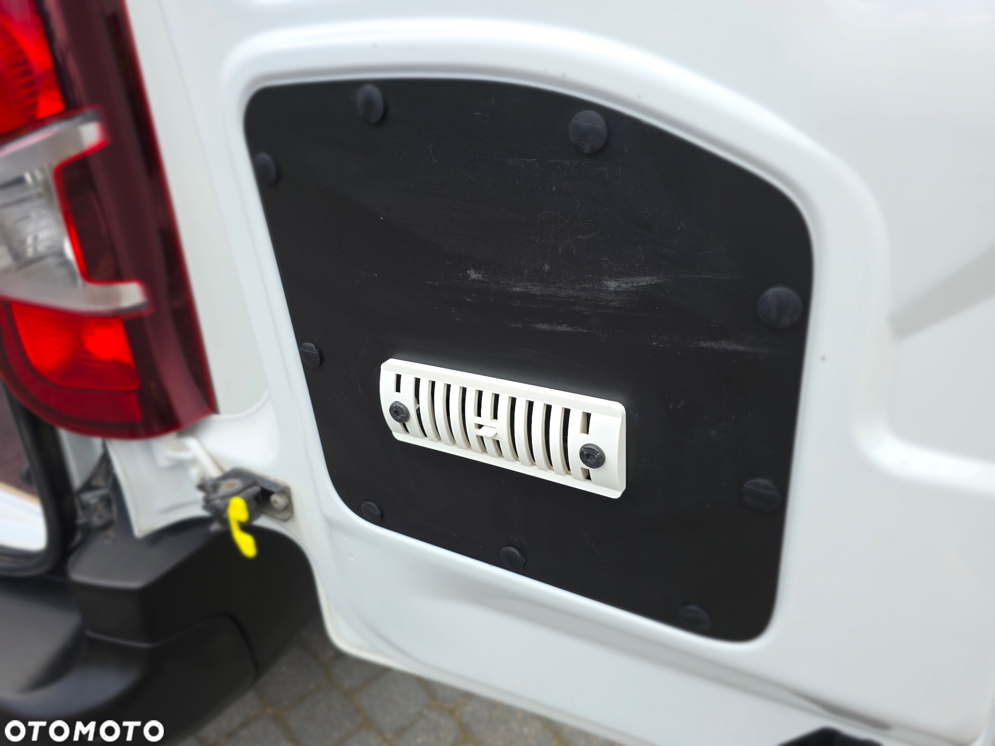 Peugeot Partner 1.5 BlueHDI S&S L2 (bryg.) - 12