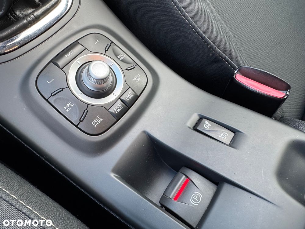 Renault Megane Grandtour 1.6 16V 100 TomTom Edition - 23