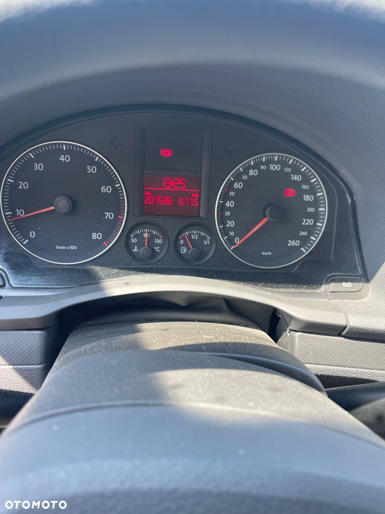 Volkswagen Golf 1.6 Comfortline - 17