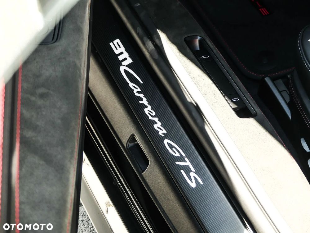 Porsche 911 Carrera T-Hybrid GTS - 25