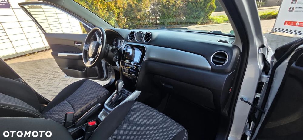 Suzuki Vitara 1.6 XLED 2WD - 34