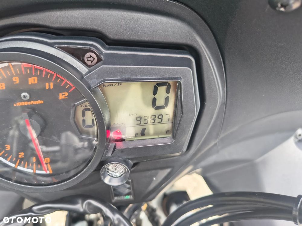 Suzuki GSX - 8