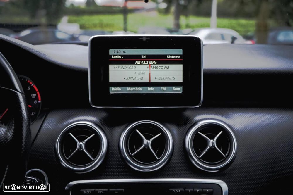 Mercedes-Benz A 160 d Urban - 23