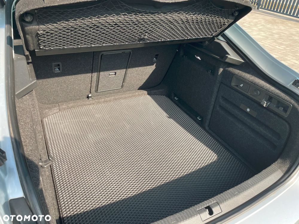 Skoda Superb 2.0 TSI L&K DSG - 9