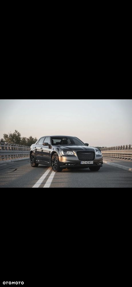 Chrysler 300S 2019 photo 4