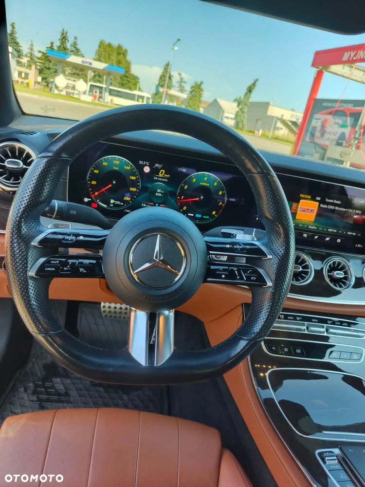 Mercedes-Benz Klasa E 200 Coupe 4-Matic 9G-TRONIC - 11