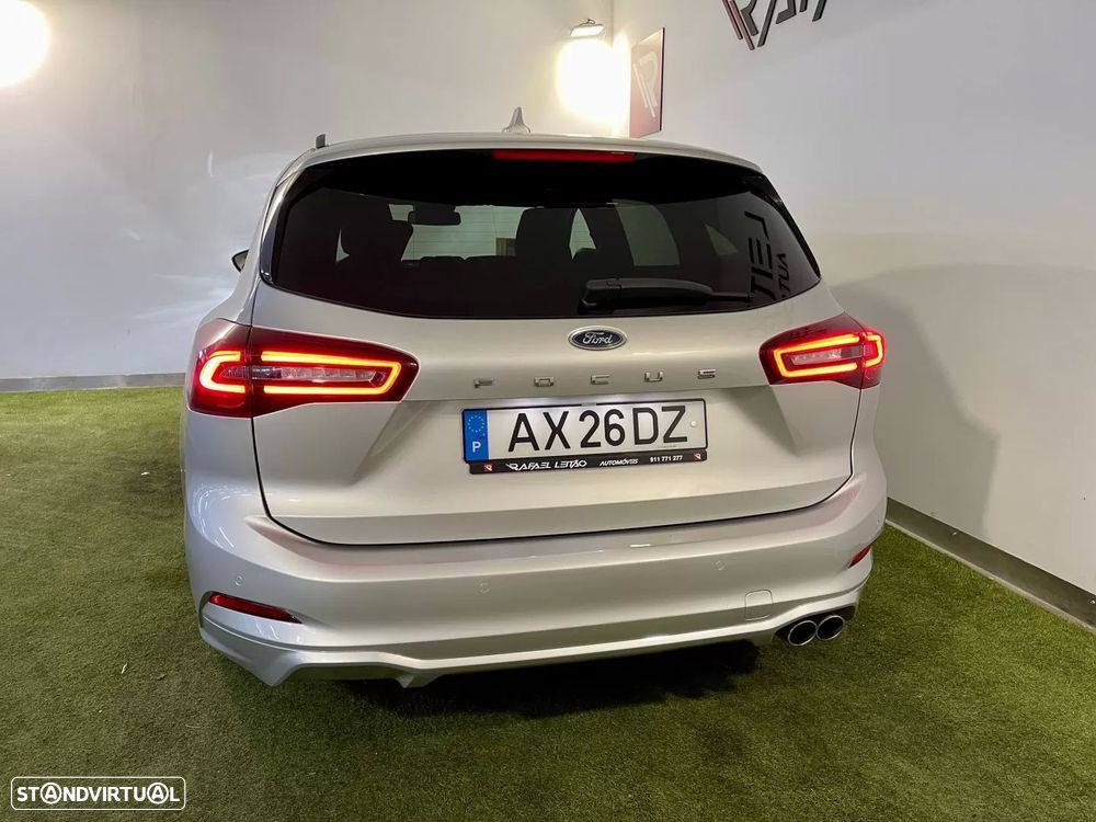 Ford Focus SW 1.5 TDCi EcoBlue ST-Line - 10