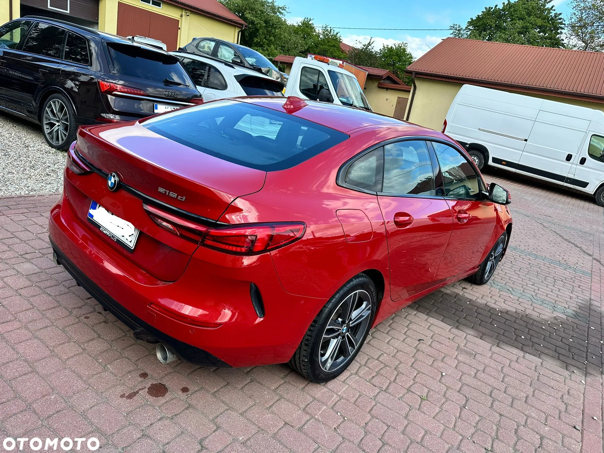 BMW Seria 2 218d - 3