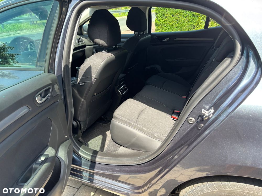 Renault Megane 1.0 TCe Zen - 10
