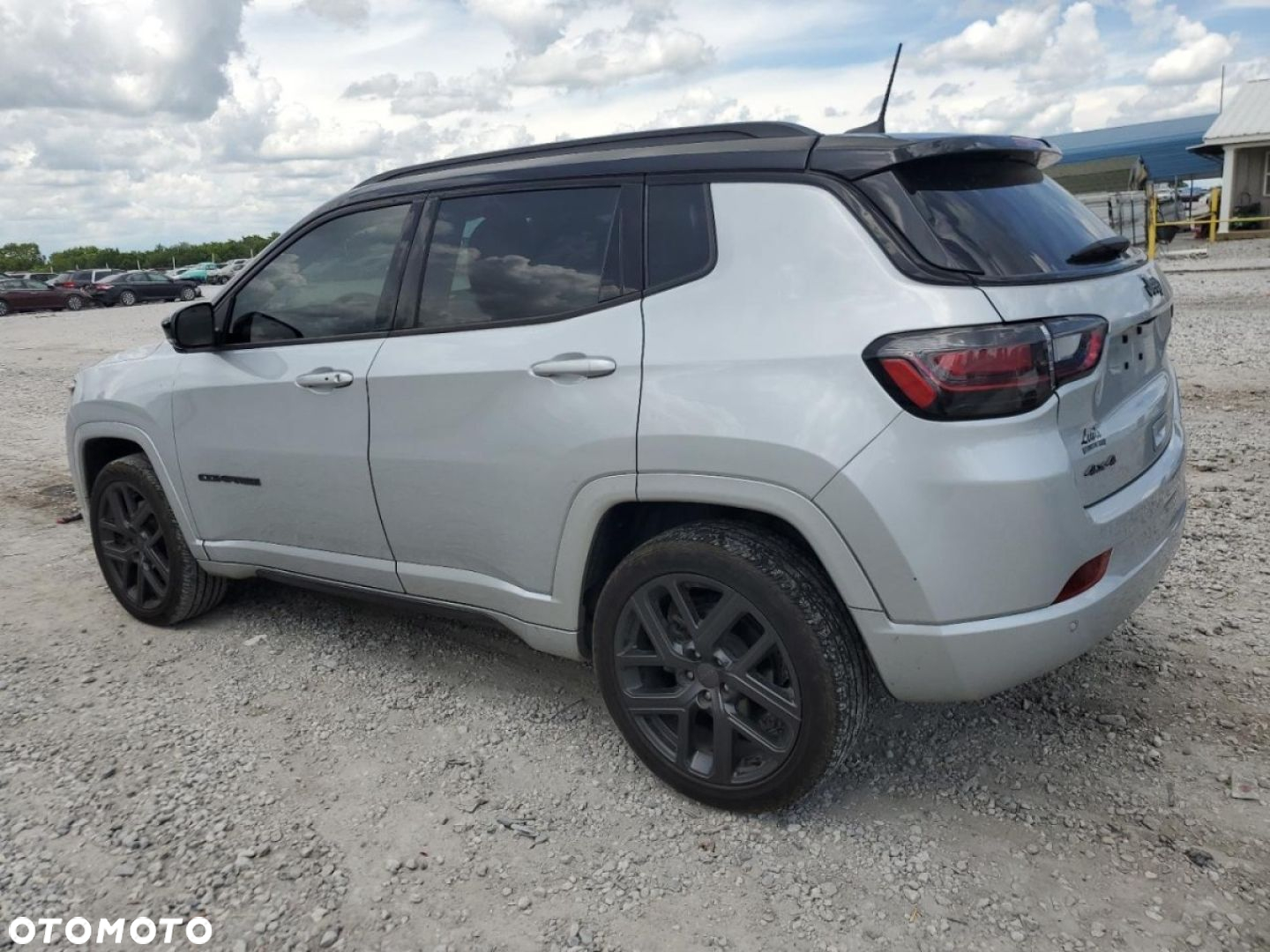 Jeep Compass - 4