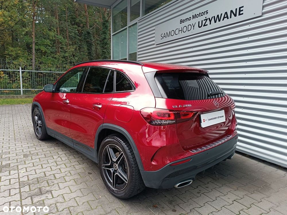 Mercedes-Benz GLA 200 AMG Line - 5
