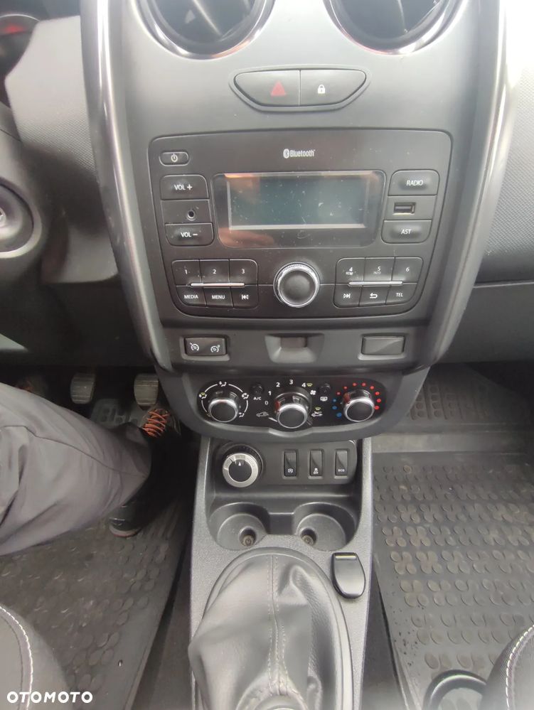 Dacia Duster 1.5 dCi Laureate 4x4 - 15