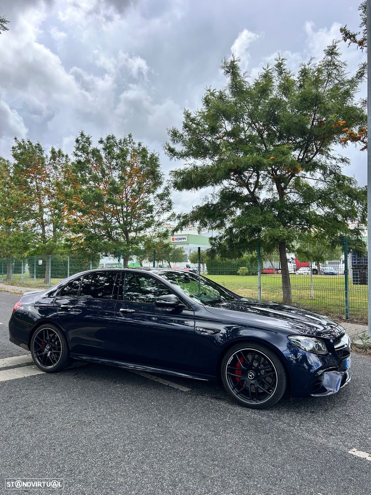 Mercedes-Benz E 63 AMG S 4Matic+ - 4