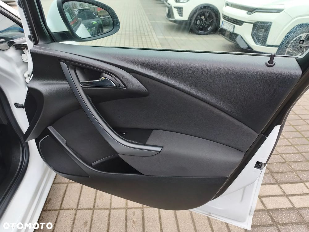 Opel Astra - 16