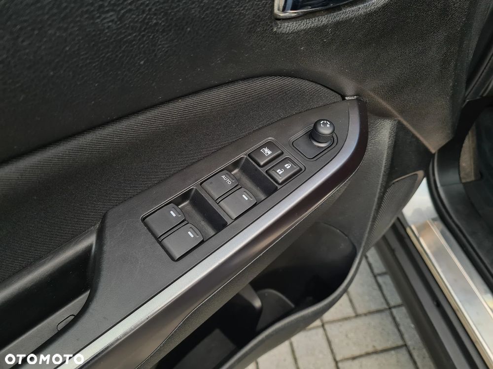 Suzuki Vitara 1.0 Boosterjet Premium 2WD - 9