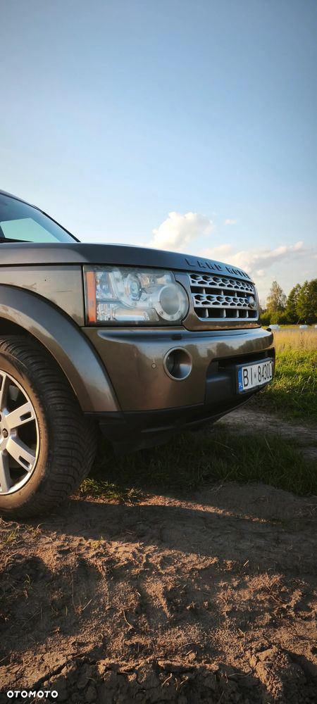 Land Rover Discovery 3.0D V6 SE - 9