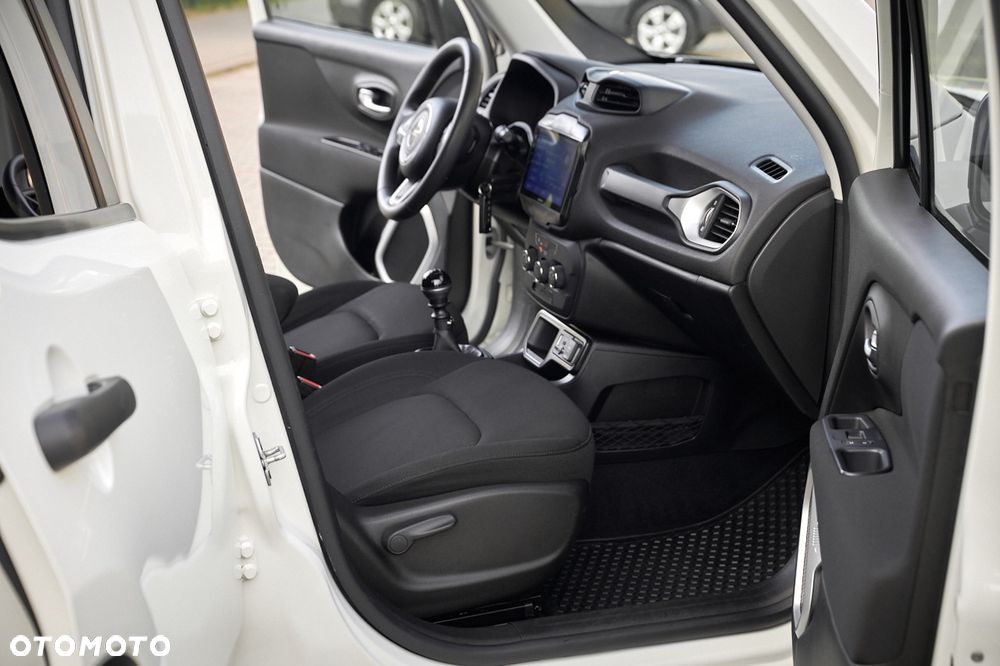 Jeep Renegade - 24