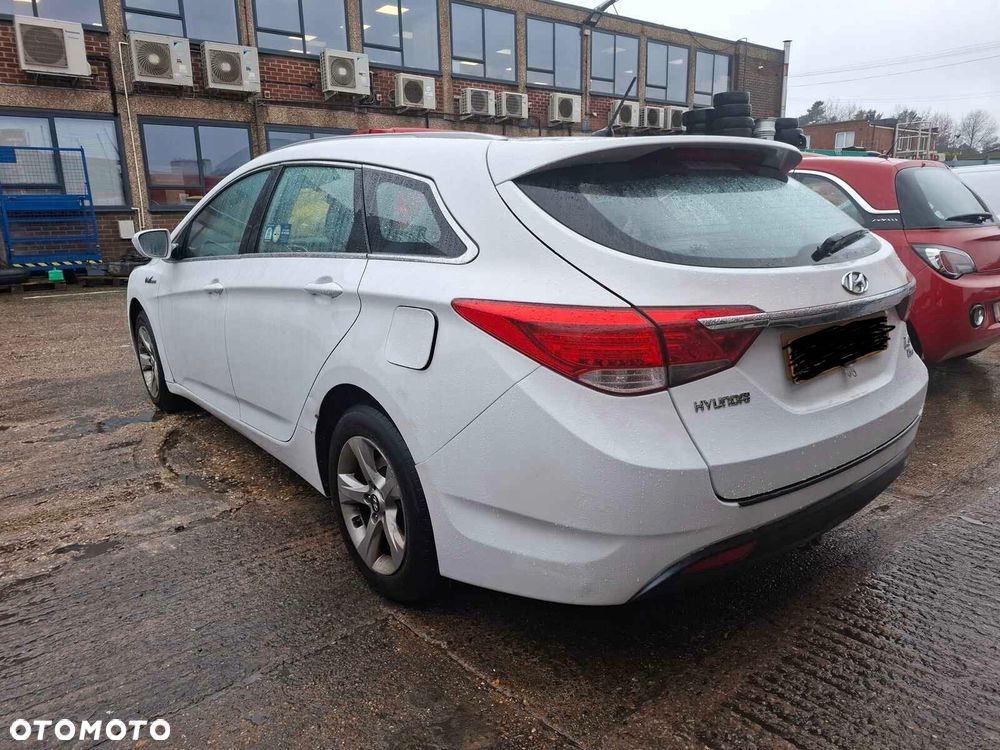 Hyundai i40 Kombi blue 1.7 CRDi Family - 3