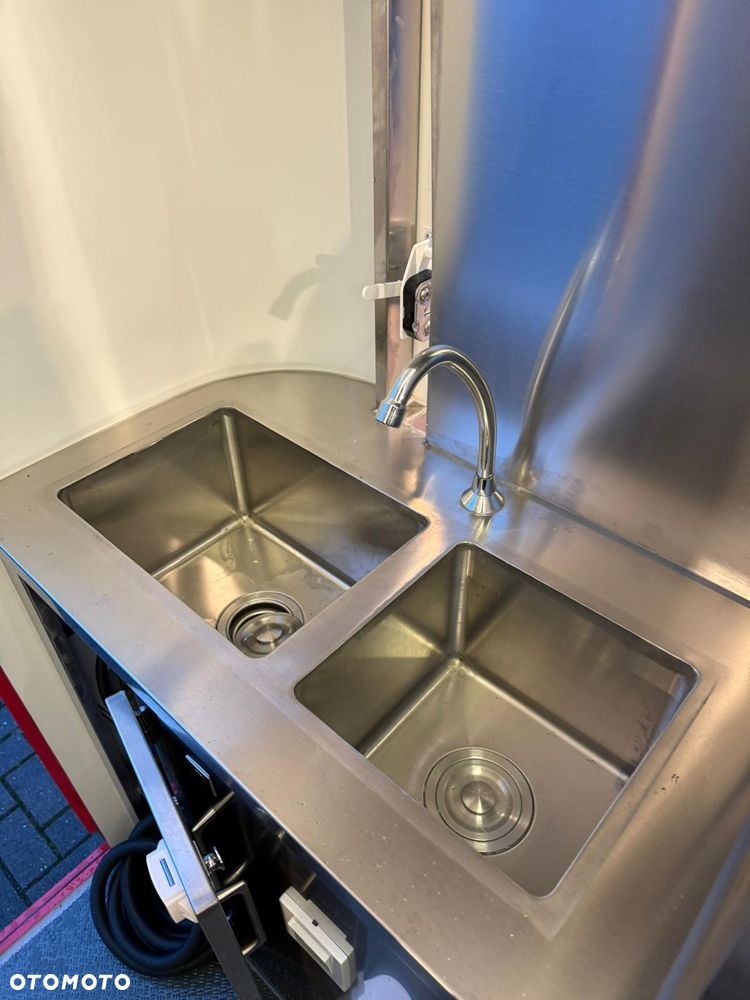 Esselmann Deli Food 400 przyczepa gastronomiczna z wyposażeniem - 21