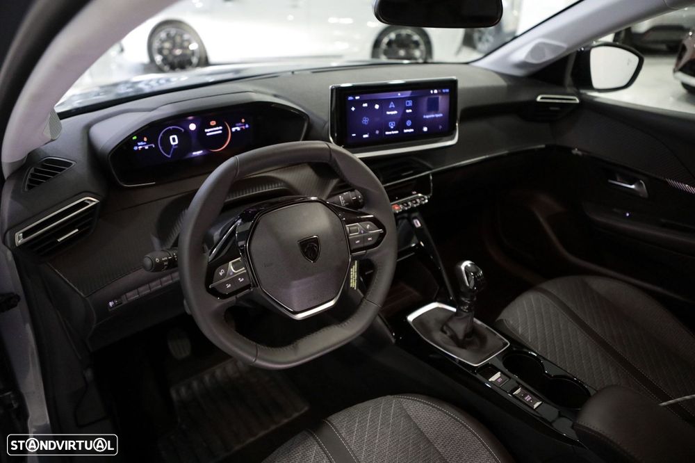 Peugeot 208 1.2 PureTech Allure - 17