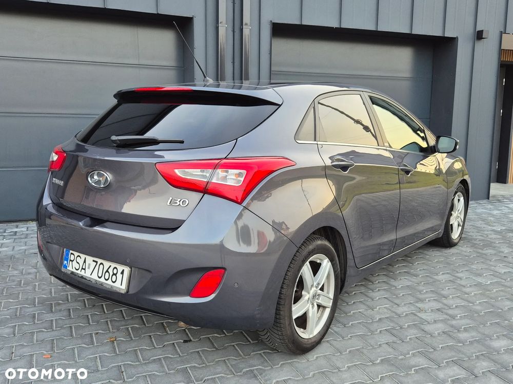 Hyundai i30 1.6 GDI Premium - 4