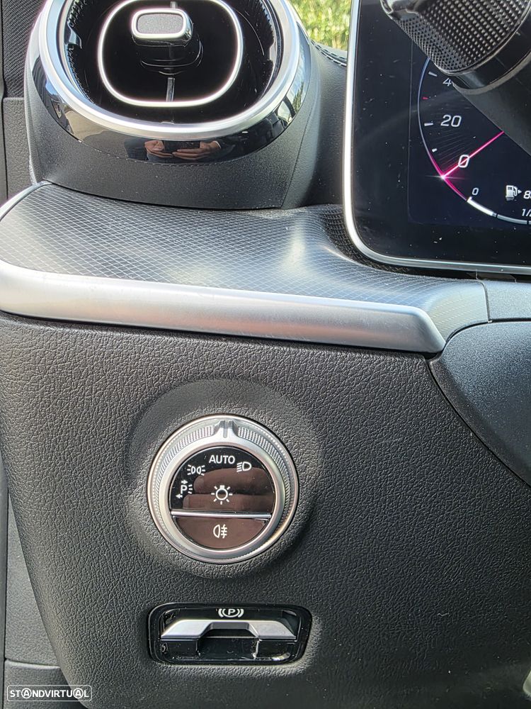 Mercedes-Benz C 300 e T 9G-TRONIC AMG Line - 24