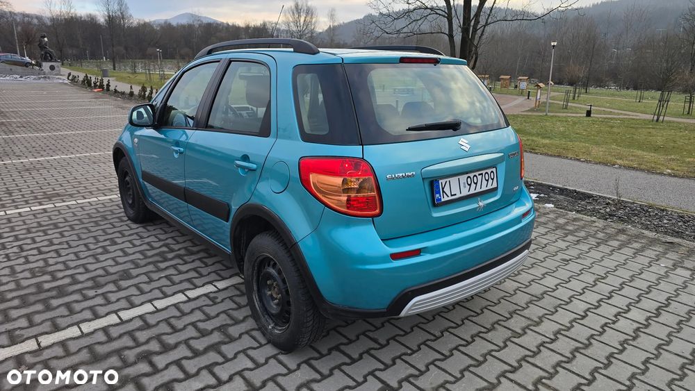 Suzuki SX4 1.9 DDiS DPF 4x4 Comfort - 9