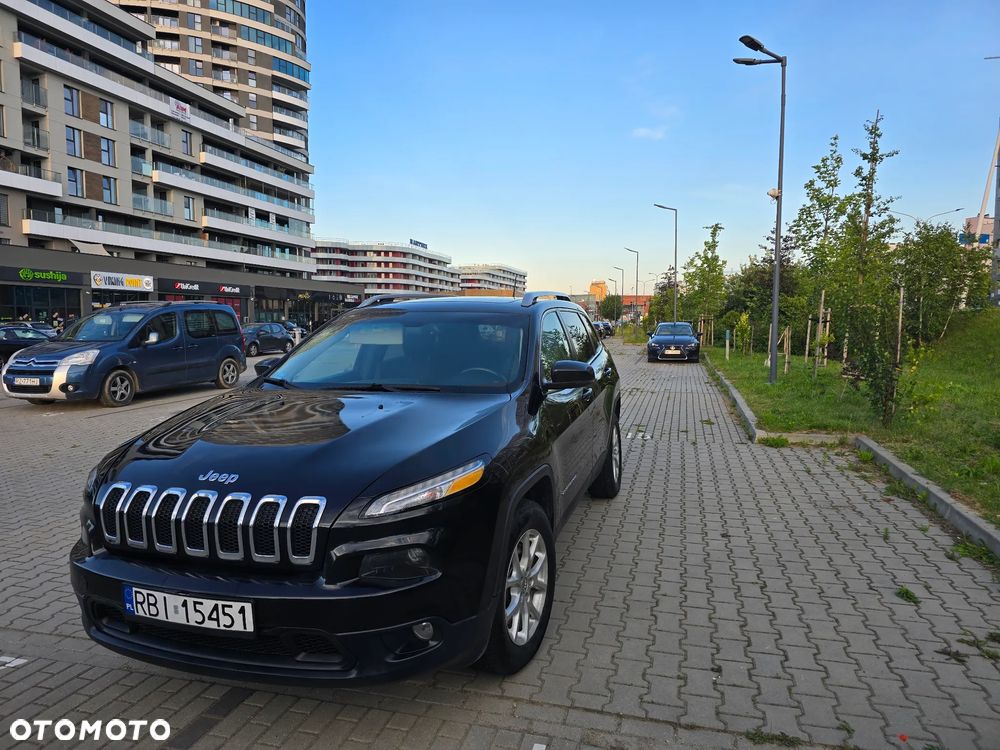 Jeep Cherokee - 8
