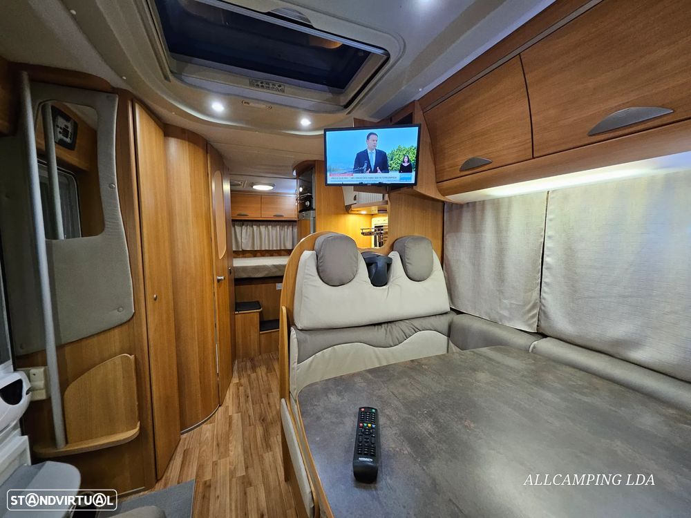 Challenger Eden 614 Full Extras - 52