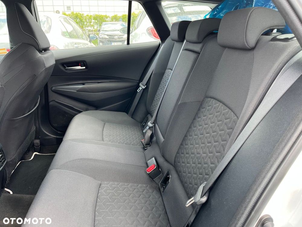 Toyota Corolla 2.0 Hybrid Comfort - 25