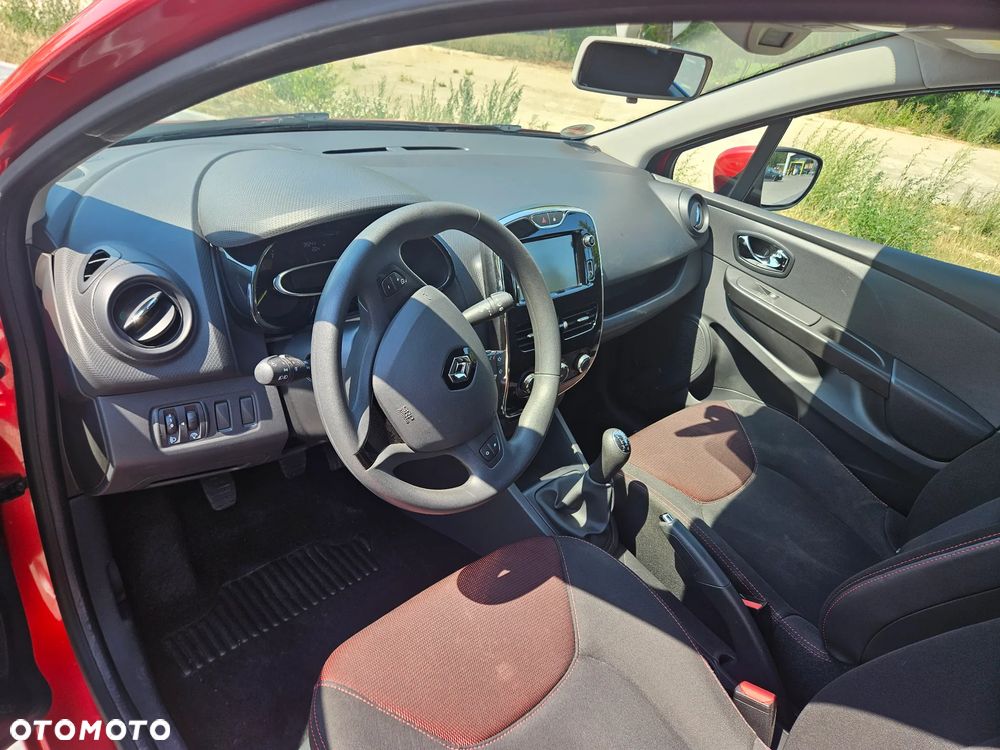 Renault Clio 1.2 16V Expression - 14