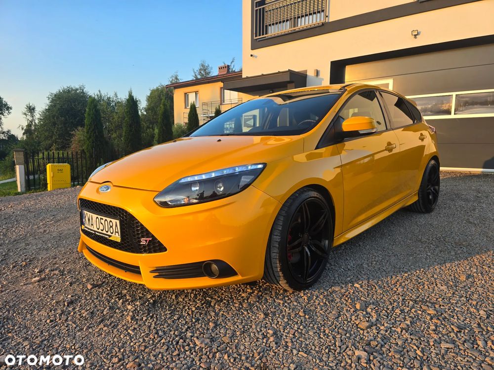 Ford Focus 2.0 EcoBoost ST - 1