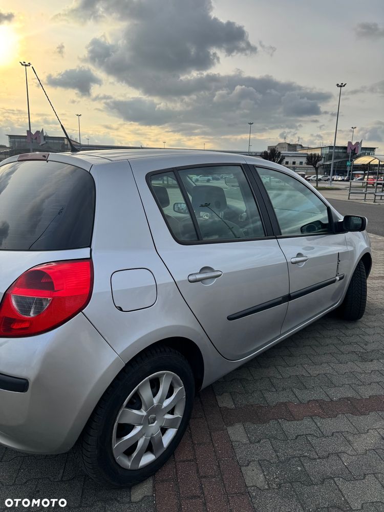 Renault Clio - 3