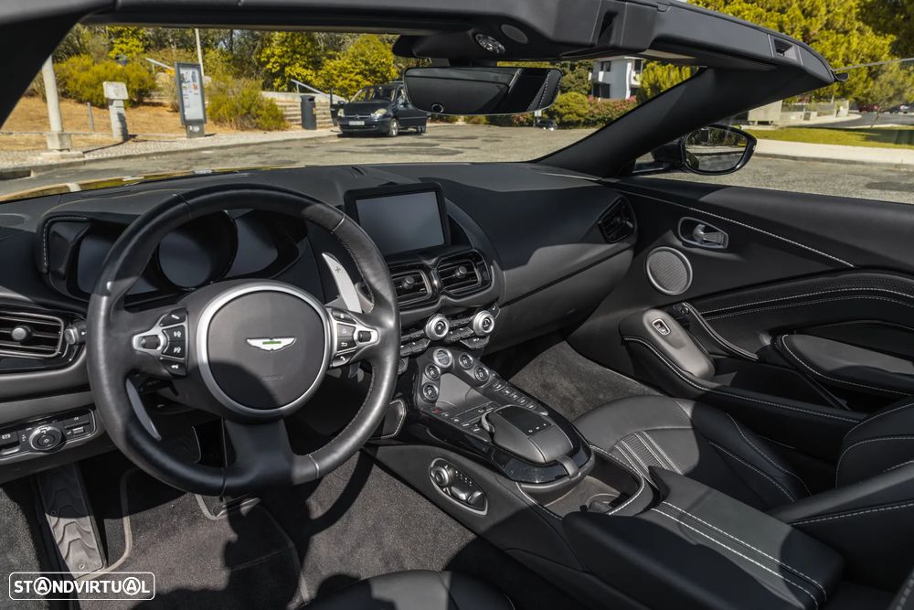 Aston Martin Vantage Roadster V8 - 14