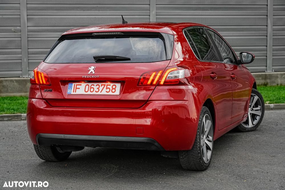 Peugeot 308 1.2 L PureTech Turbo Allure Aut. - 2