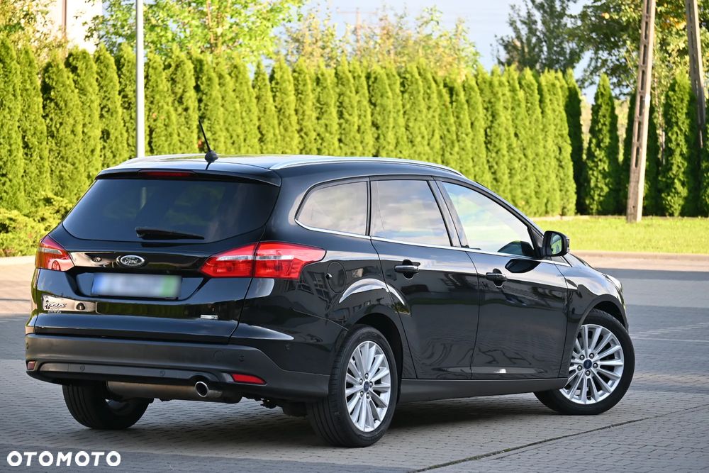 Ford Focus 1.5 EcoBoost Titanium ASS - 12