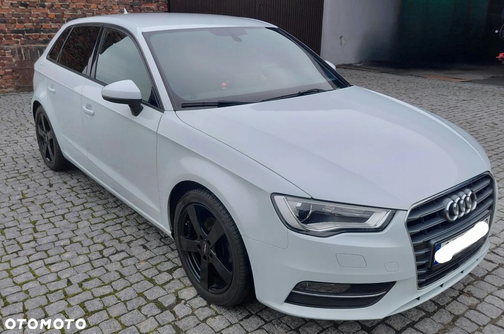 Audi A3 Sportback 1.4 TFSI Ambition - 2