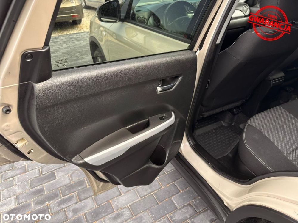 Suzuki Vitara - 25