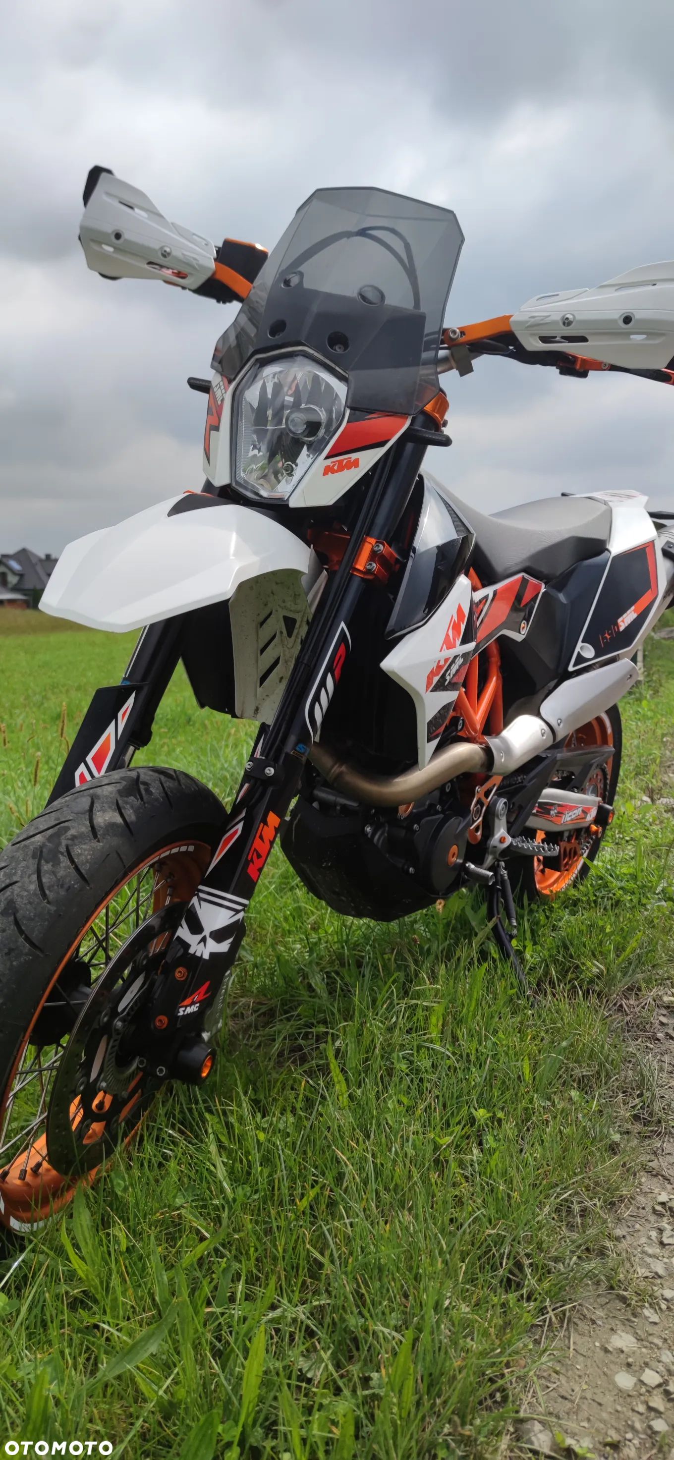 KTM SMC