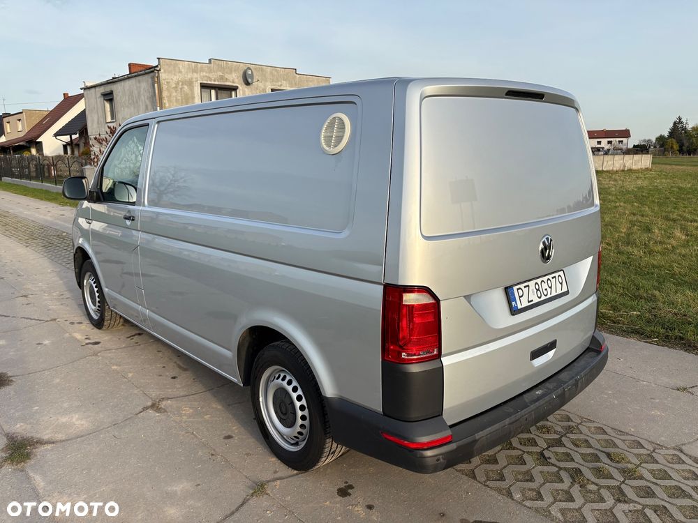 Volkswagen Transporter T6 - 6