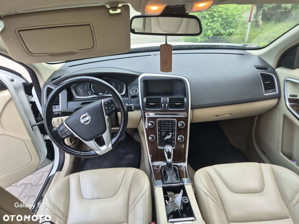 Volvo XC 60 2.4D AWD Summum - 4