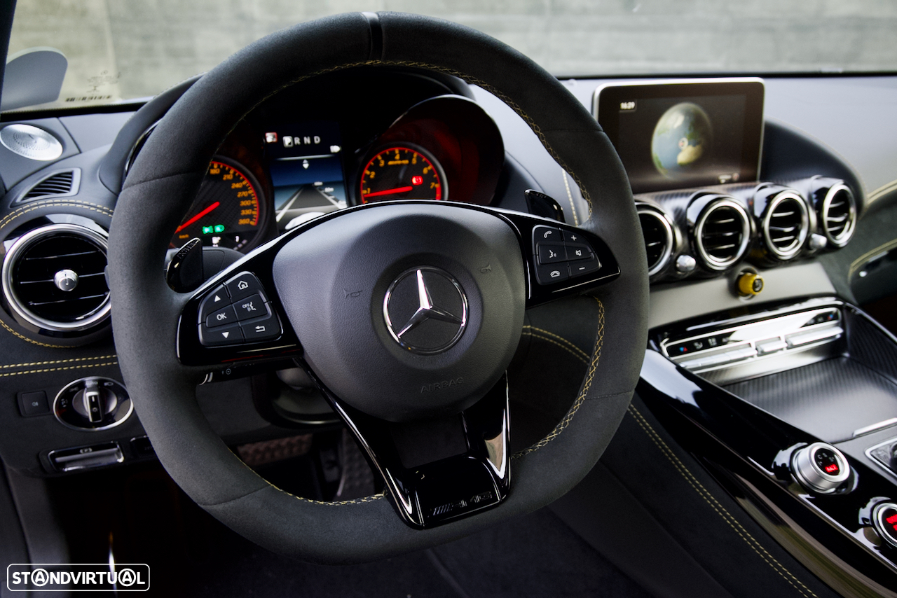 Mercedes-Benz AMG GT R - 31