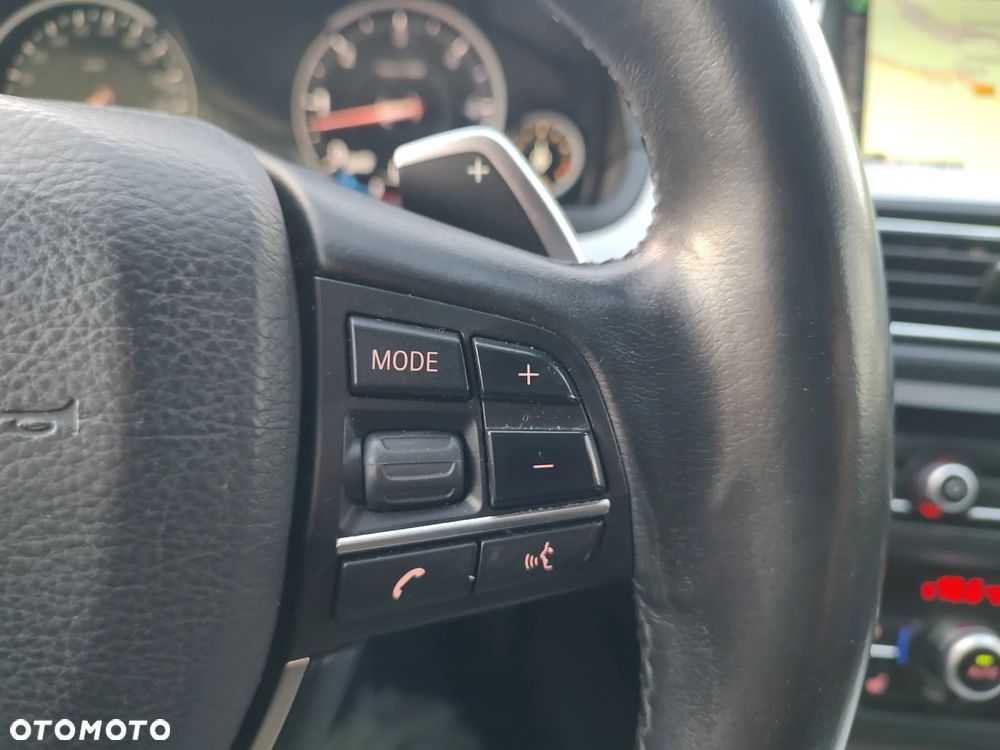 BMW Seria 5 535d Luxury Line - 32