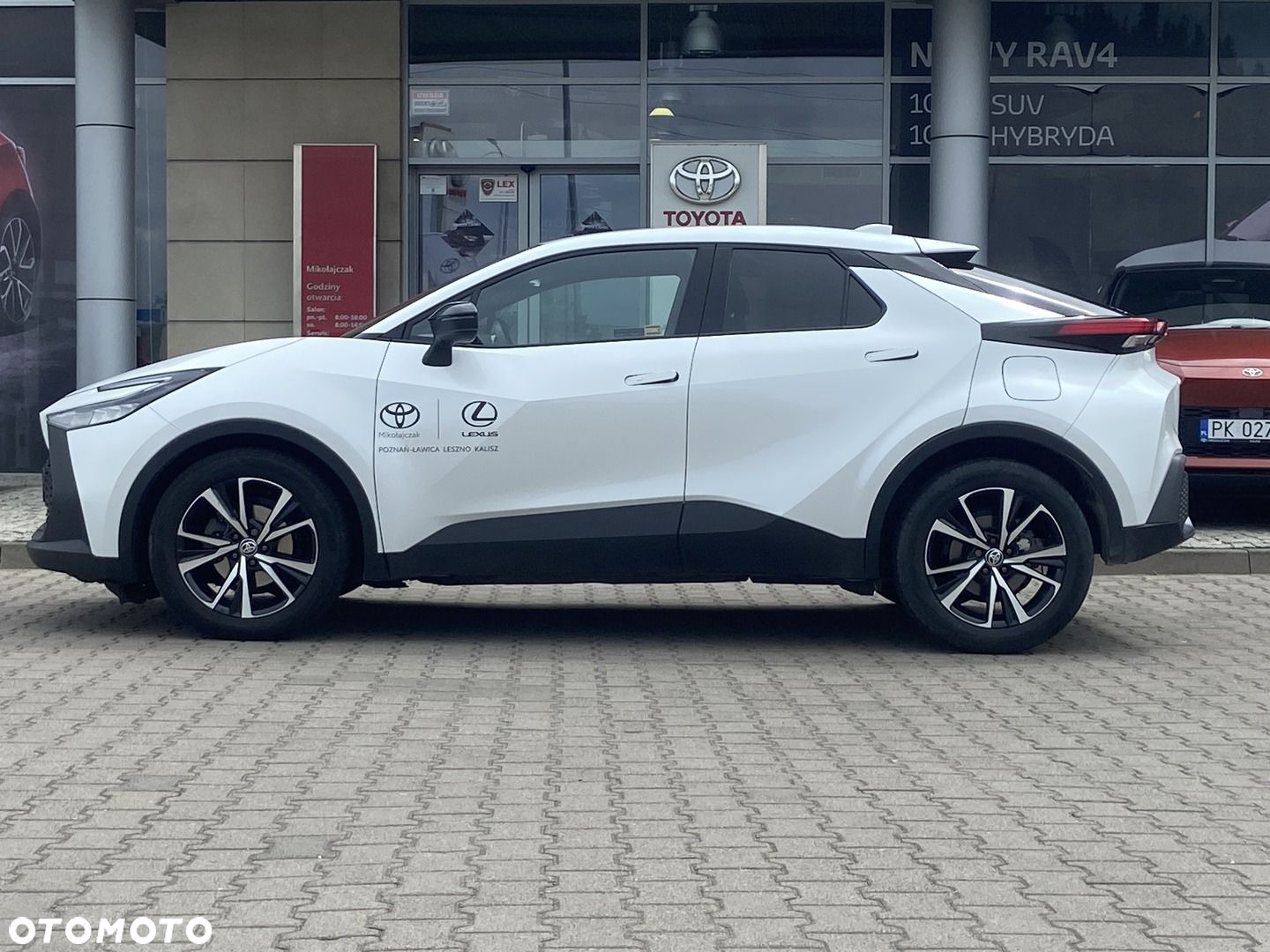 Toyota C-HR 1.8 Hybrid Style - 4