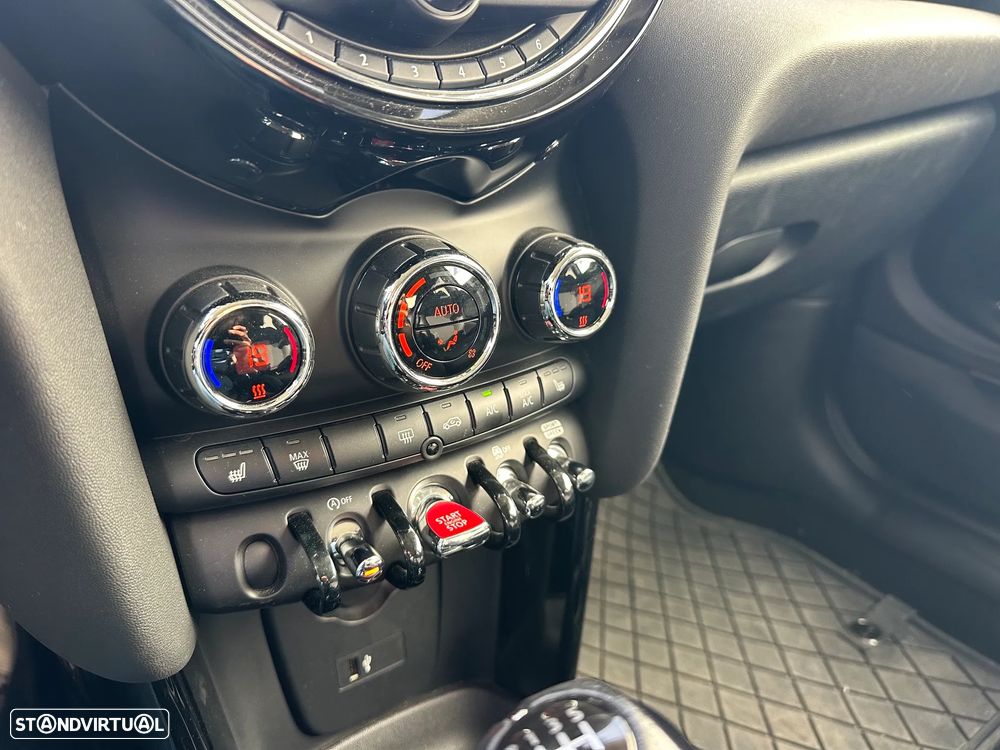 MINI 3 Portas One - 10