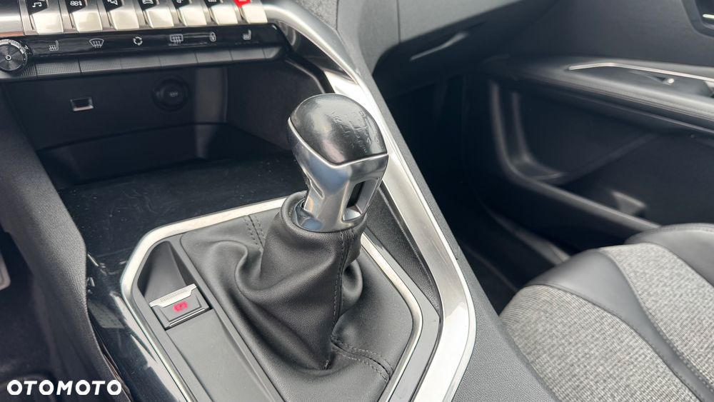 Peugeot 3008 BlueHDi 120 Stop & Start Allure - 39